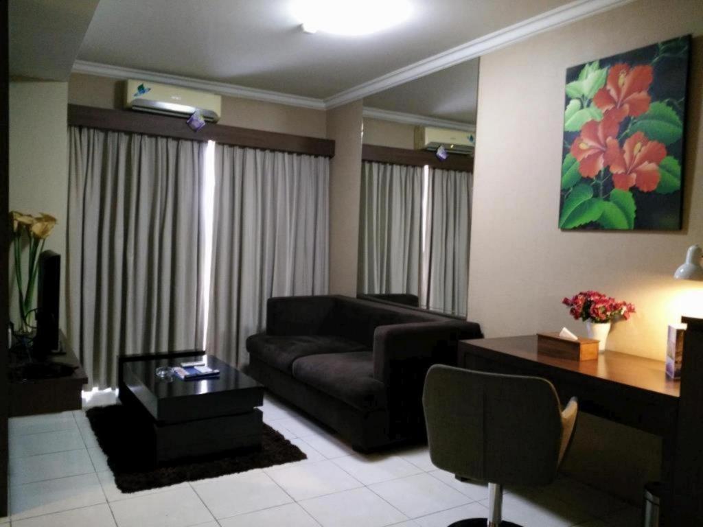 Great Western Hotel & Resort Serpong - Tangerang Bagian luar foto